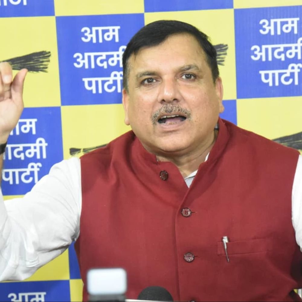 5,127 पैक्स कर्मचारियों के वेतन को लेकर तंज:आप सांसद संजय सिंह बोले- 8 साल से यूपी सरकार सैलरी नहीं दे पा रही