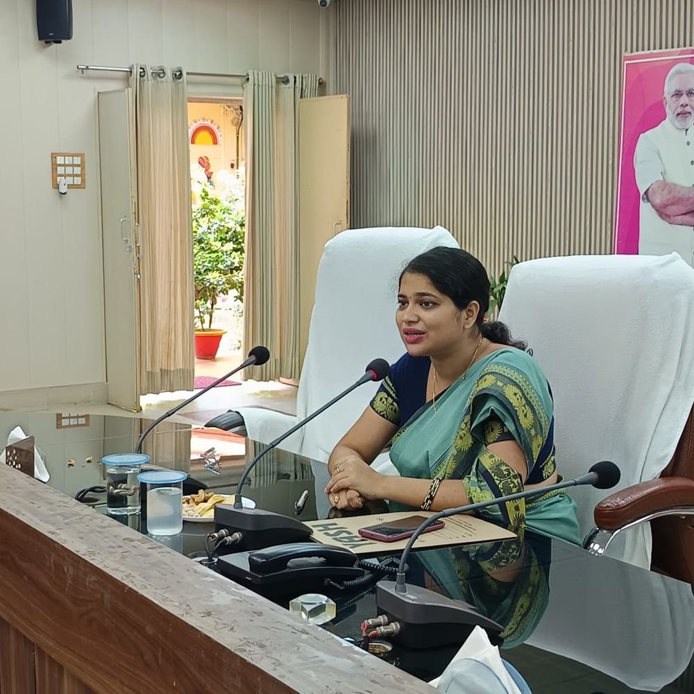 अम्बेडकरनगर में कक्षा-8 तक के स्कूल आज बंद:दुर्गा प्रतिमा विसर्जन के चलते 21 अक्टूबर को डीएम के आदेश पर छुट्टी