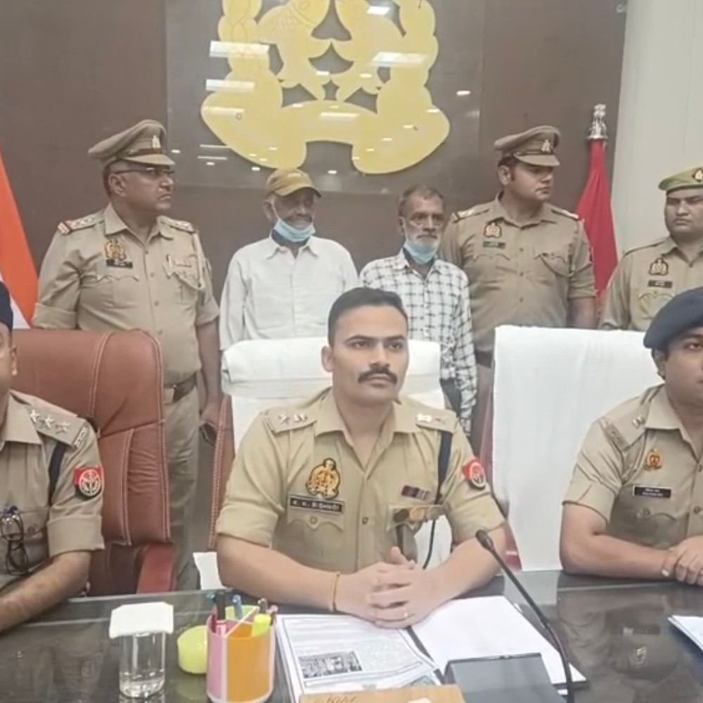 MP पूर्व-सीएम की जमीन-हड़पने मामले में फरार आरोपियों की तलाश:बिजनौर में फर्जी वसीयत और मृत्यु प्रमाणपत्र से जमीन पर दावा करने का आरोप; दो आरोपी गिरफ्तार
