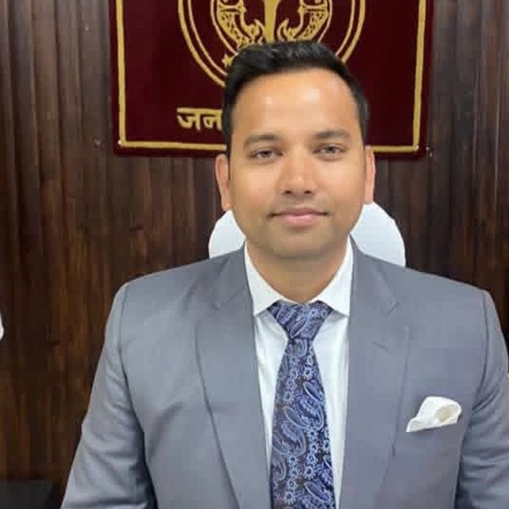 वाराणसी स्नातक-शिक्षक चुनाव में पहचान पत्र जरूरी:23 अक्टूबर को मतदान के लिए 10 वैकल्पिक दस्तावेज भी मान्य होंगे, डीएम ने की अपील
