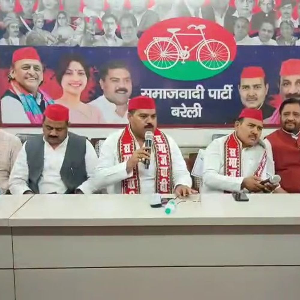 मतदाता सूची में नाम कटने पर सपा का आंदोलन:8 अक्टूबर को सड़क पर उतरेंगे नेता, मुख्य चुनाव आयुक्त को हटाने की मांग