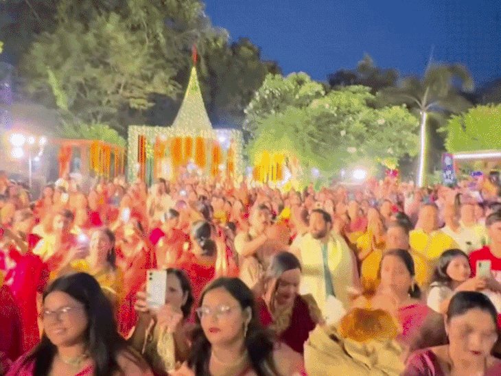 शहर में निकले सिया-राम, तो सज गए मार्ग:झूमते दिखे दर्शनार्थी, तस्वीरों में देखिए आगरा का जनकपुरी महोत्सव