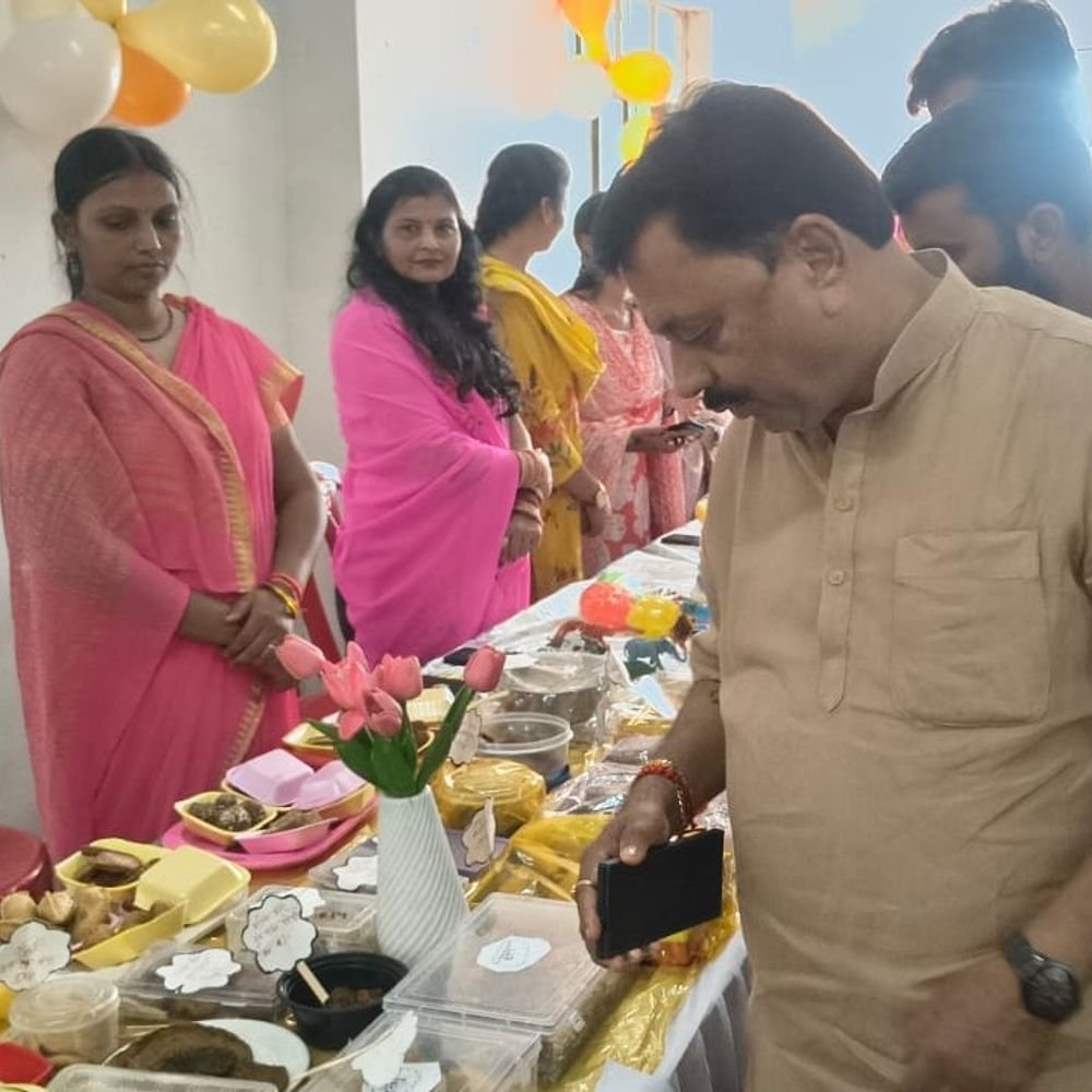 कुशीनगर में राष्ट्रीय पोषण माह का समापन:मातृ-शिशु स्वास्थ्य और कुपोषण से बचाव के लिए जनभागीदारी पर जोर