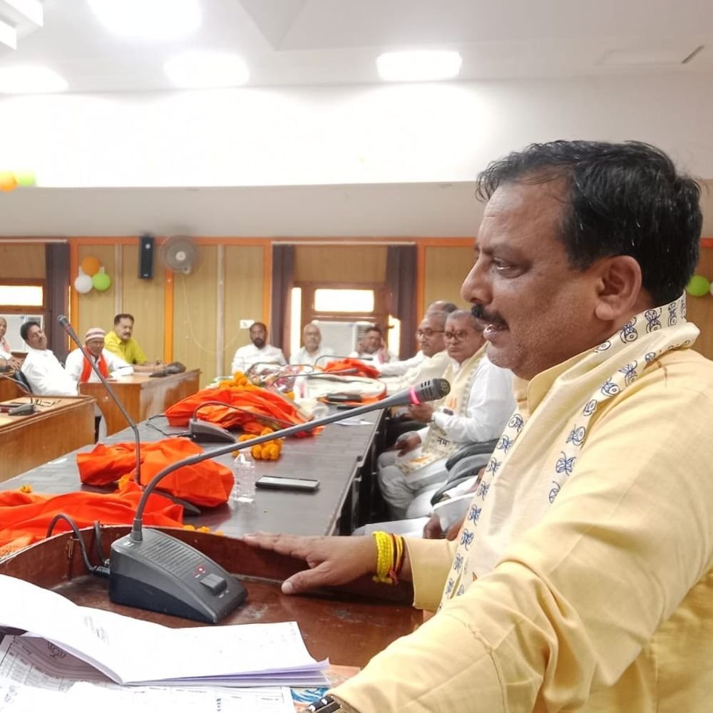 भाजपा ध्रुव कुमार त्रिपाठी के लिए शिक्षकों से संपर्क करेगी:गोरखपुर-फैजाबाद खंड शिक्षक निर्वाचन की तैयारियों पर मंथन, देवरिया में 16 मतदान केंद्र