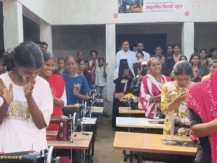 अमिताभ बच्चन के पैतृक गांव में 240 महिलाएं बनेंगी आत्मनिर्भर:बाबू पट्टी में कौशल विकास विद्यालय का शुभारंभ, 25 सिलाई मशीनें मिलीं