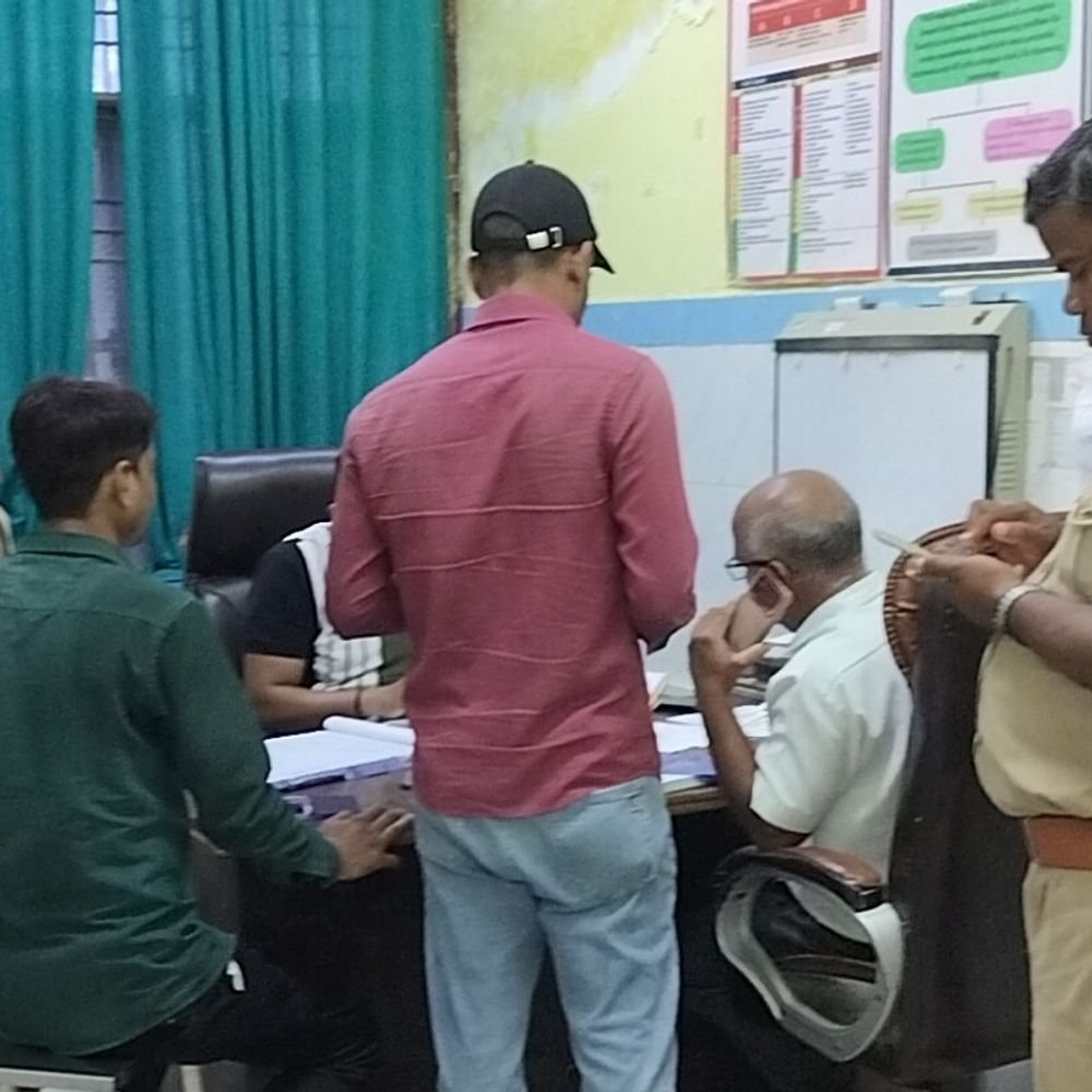 84 कोसी परिक्रमा मार्ग पर पुल निर्माण के दौरान हादसा:एमपी के मजदूर की मौत, निर्माण कार्य करते समय सिर में लगी गंभीर चोट