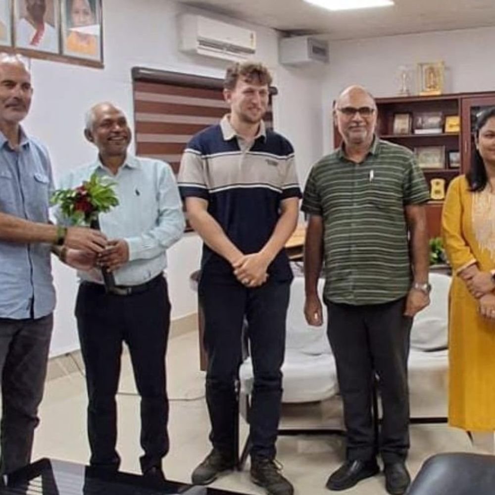 एग्रीगुरु पार्टनर फाउंडेशन के प्रतिनिधियों की बैठक:किसान सारथी डिजिटल प्लेटफॉर्म की कार्यप्रणाली के उपयोगिता की जानकारी दी
