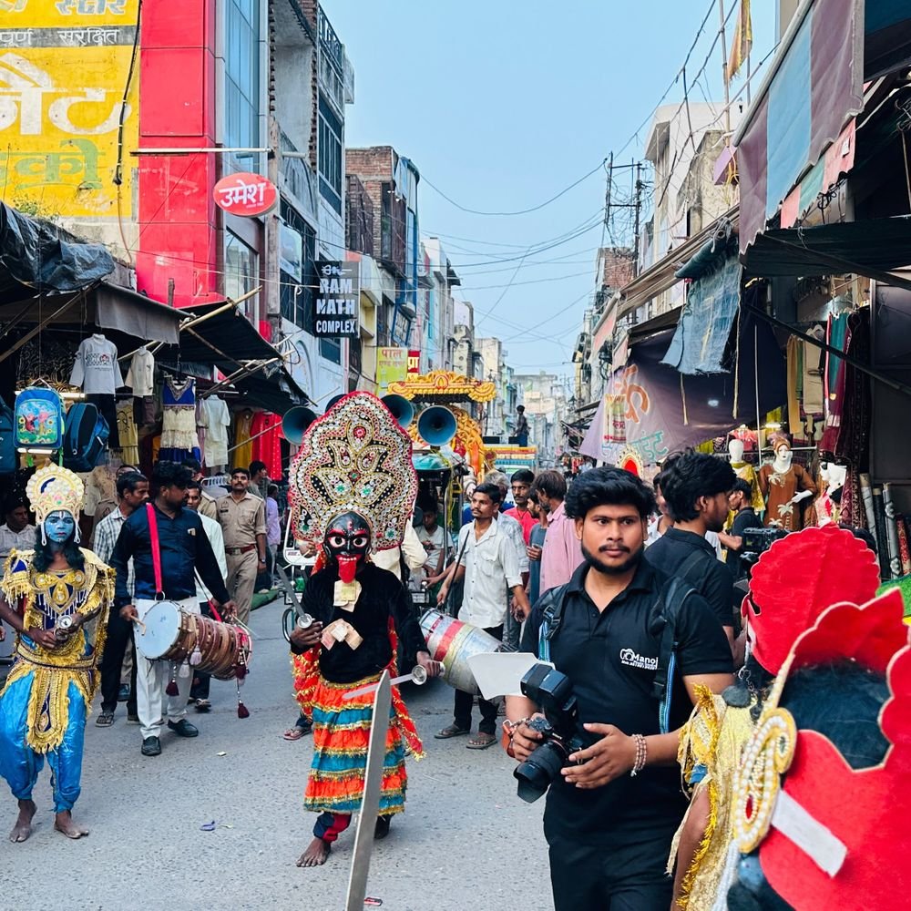 बदायूं में श्रीराम बारात शोभायात्रा, सुरक्षा के कड़े इंतजाम:11 थानों की पुलिस और ड्रोन से पहरा, दोपहर से सरकारी दफ्तरों की छुट्टी