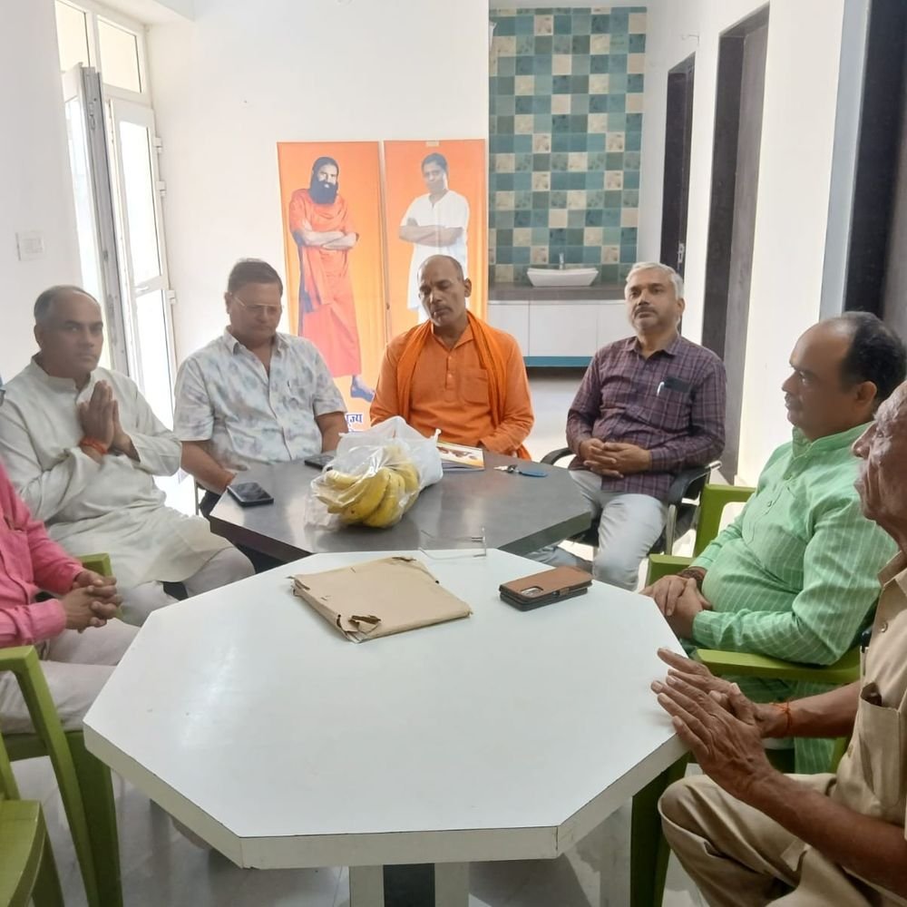 पतंजलि योग समिति की मासिक बैठक:नियमित योग शिविरों की हुई समीक्षा, संगठन विस्तार और प्रशिक्षण पर चर्चा