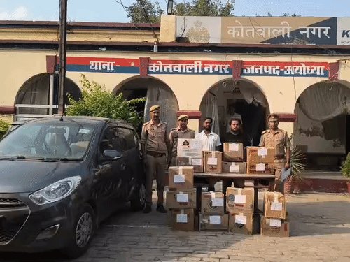 हरियाणा से बिहार जा रही अवैध शराब अवैध शराब पकड़ी:कार से 140.49 लीटर रॉयल ग्रीन शराब बरामद, 2 गिरफतार, तीसरे की तलाश