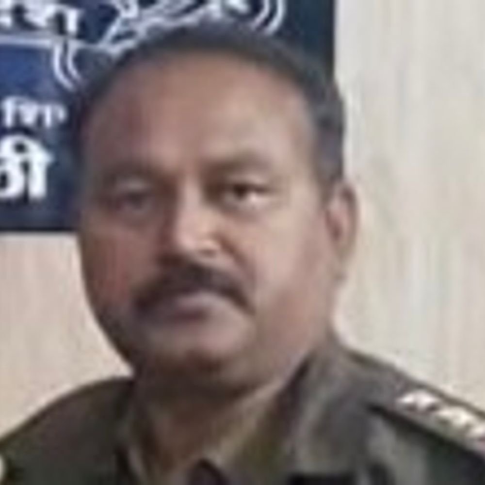 रायबरेली में देर रात कई थाना प्रभारी बदले:छह निरीक्षकों का स्थानांतरण, कानून व्यवस्था सुधारने का मकसद
