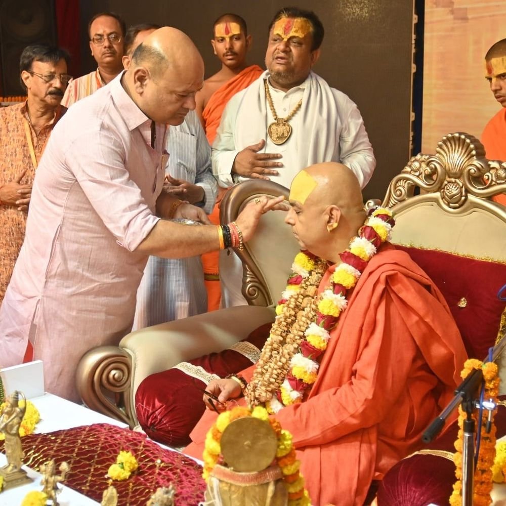 लखनऊ में श्रीराम कथा आयोजित:शबरी की नवधा भक्ति, हनुमान मिलन और सीता खोज के प्रसंगों का वर्णन