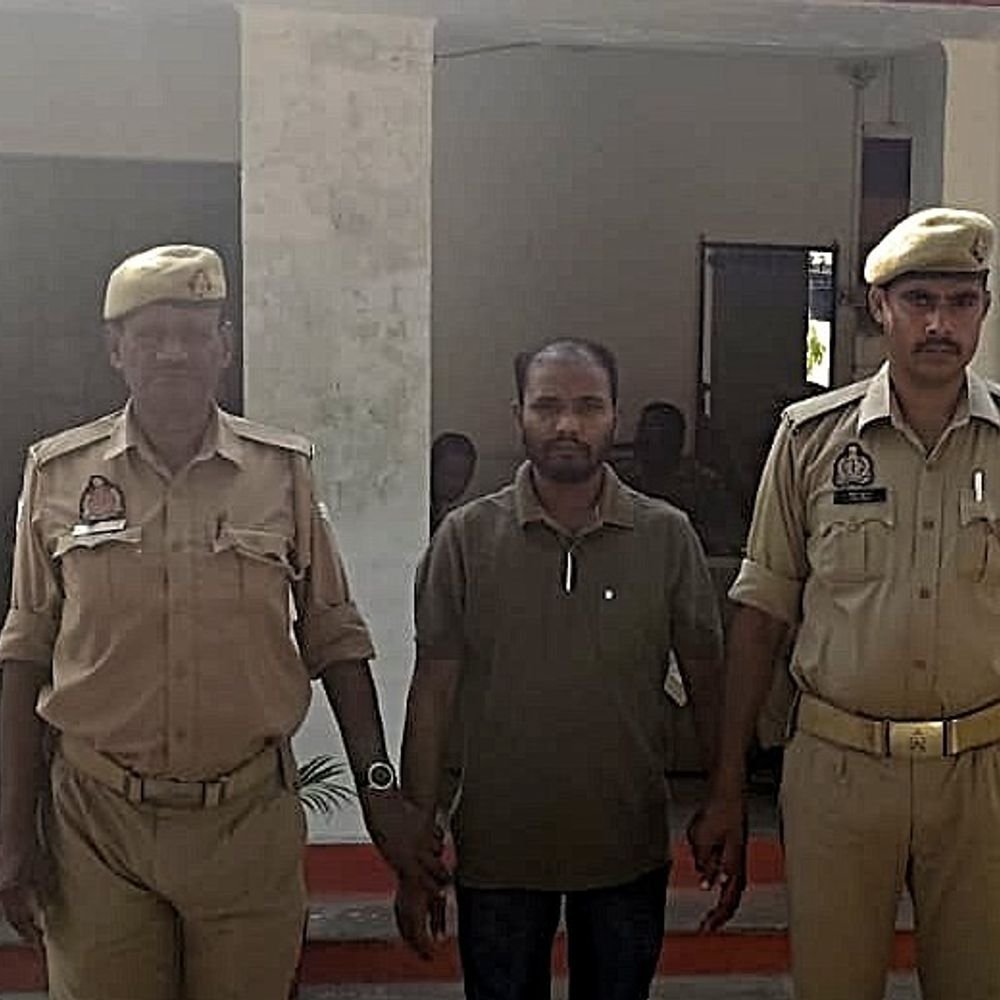 नाबालिग को बहला-फुसलाकर ले जाने वाला आरोपी गिरफ्तार:औरैया पुलिस ने इटावा के जलवीर को पकड़ा, कोर्ट में पेश किया
