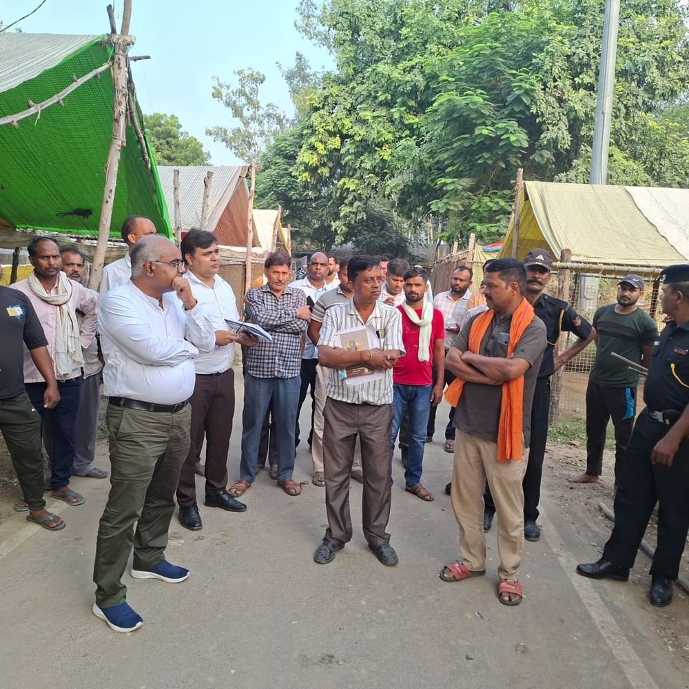 गाजीपुर की नवीन मंडी में गंदगी-अतिक्रमण मिला, सचिव निलंबित:कृषि उत्पादन मंडी परिषद के निदेशक ने किया जंगीपुर मंडी का निरीक्षण