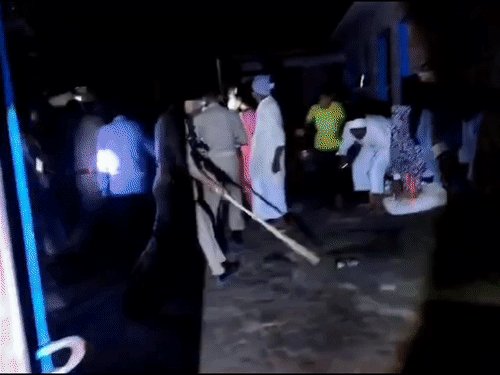 बर्थडे पार्टी में 16 साल के किशोर की हत्या:केक काटने के दौरान हुआ विवाद, पुलिस ने दीवार कूदकर बचाई आरोपी की जान
