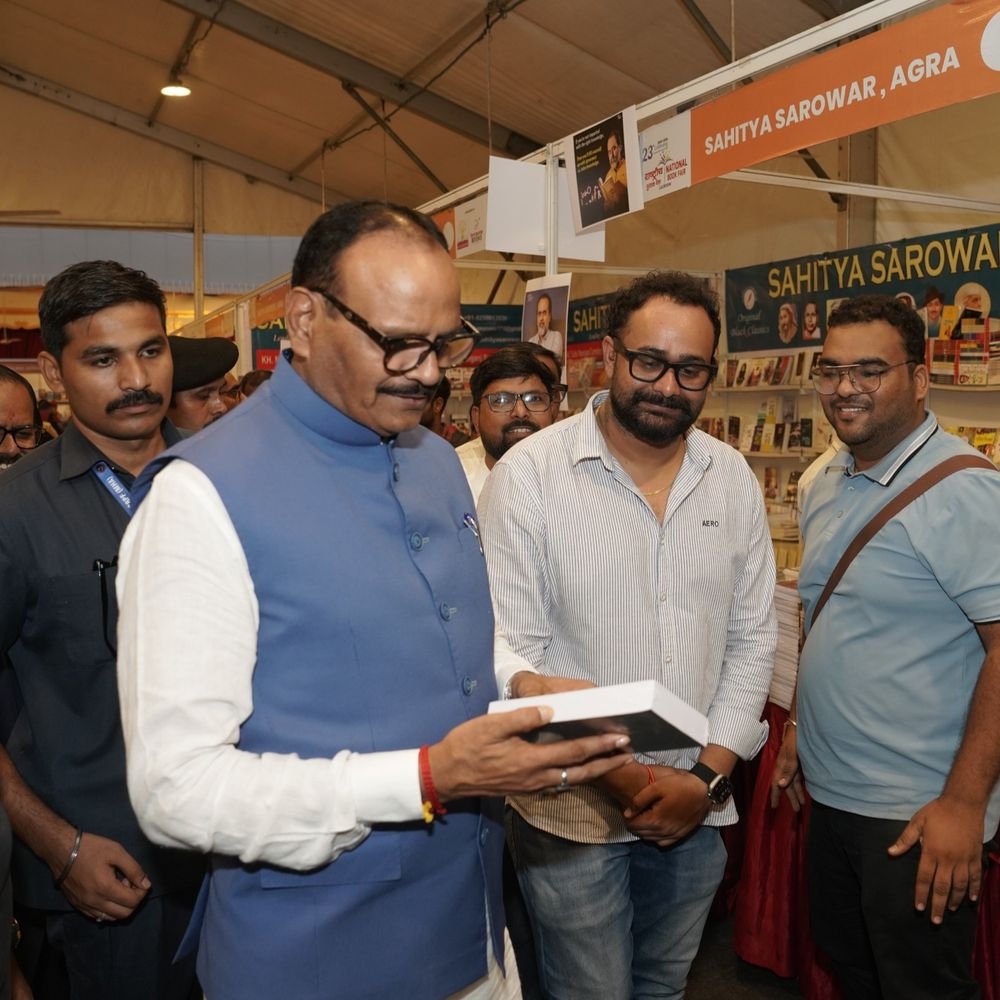 लखनऊ में लगा 23 वां राष्ट्रीय पुस्तक मेला:डिप्टी सीएम ने किया उद्घाटन, 50 से अधिक प्रकाशकों ने लिया हिस्सा, ब्रजेश पाठक बोले -किताबें सबसे अच्छी दोस्त