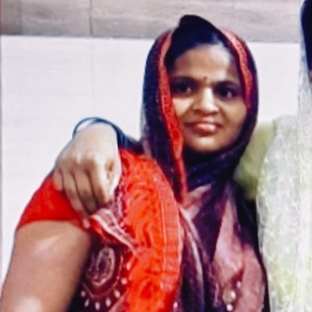 लोडर की टक्कर से 5 माह की गर्भवती की मौत:स्कूटी से पति के साथ लौट रही थी घर,चालक गाड़ी छोड़ भागा