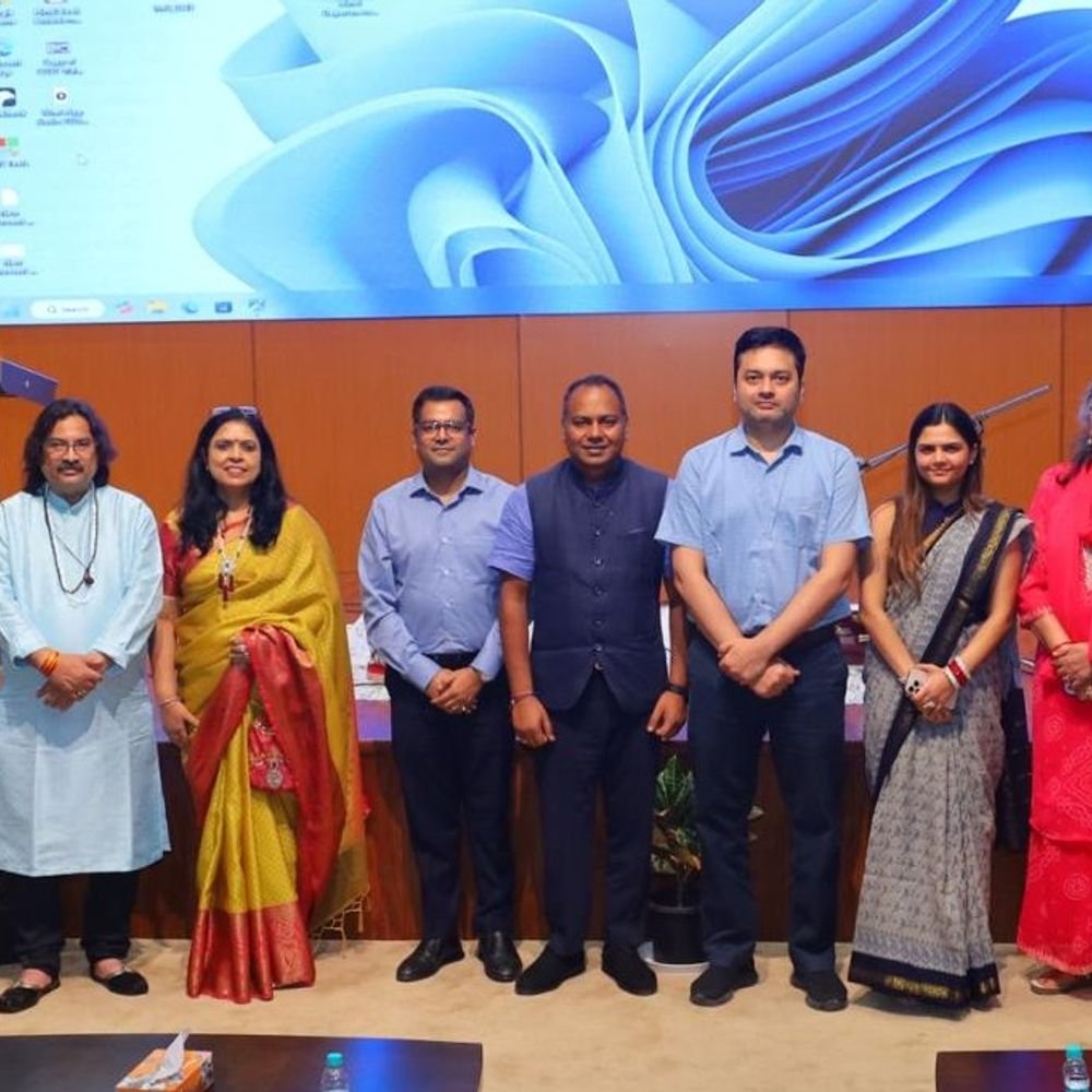 CGST आफिस गाजियाबाद में चौथी हिंदी पुस्तक प्रदर्शनी:पुस्तक प्रदर्शनी में राष्ट्रीय पुस्तक न्यास और राजकमल के माध्यम से हिंदी के प्रति जागरूकता बढाई जा रही