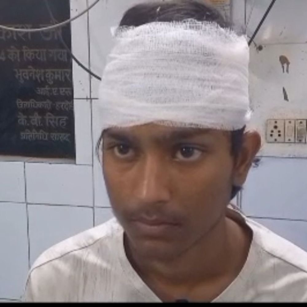 हॉर्न बजाने पर भाजपा नेता के बेटे पर हमला:हरदोई में ईंट और लात-घूंसों से पीटा, सिर में गंभीर चोट