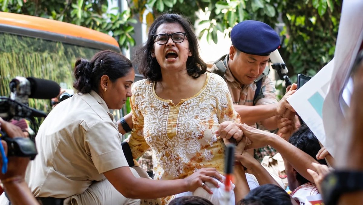 कनॉट प्लेस प्रदर्शन पर नेहा बोरा का बड़ा दावा, उच्च न्यायालय में नोटिस को चुनौती