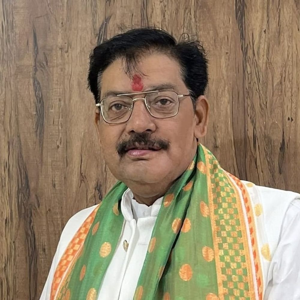 बरौली चेयरमैन पर दो साथियों सहित FIR दर्ज:अलीगढ़ में एसएसपी के निर्देश पर मुकदमा,लिपिक ने लगाए पिस्टल तानने और अपहरण की कोशिश के आरोप