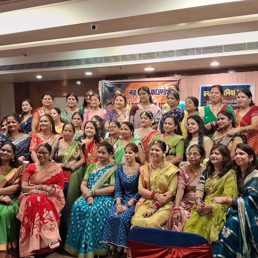 सिगरा में हरियाली तीज महोत्सव आयोजित:मंजू बनीं तीज क्वीन, गीत-नृत्य और कजरी की प्रस्तुति पर झूमीं महिलाएं
