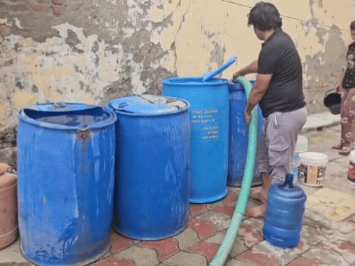 दो दिन में जल संकट से राहत मिलने की उम्मीद:जलकल विभाग ने सिंचाई विभाग को लिखा पत्र, दो दिन में आगरा पहुंचेगा गंगाजल