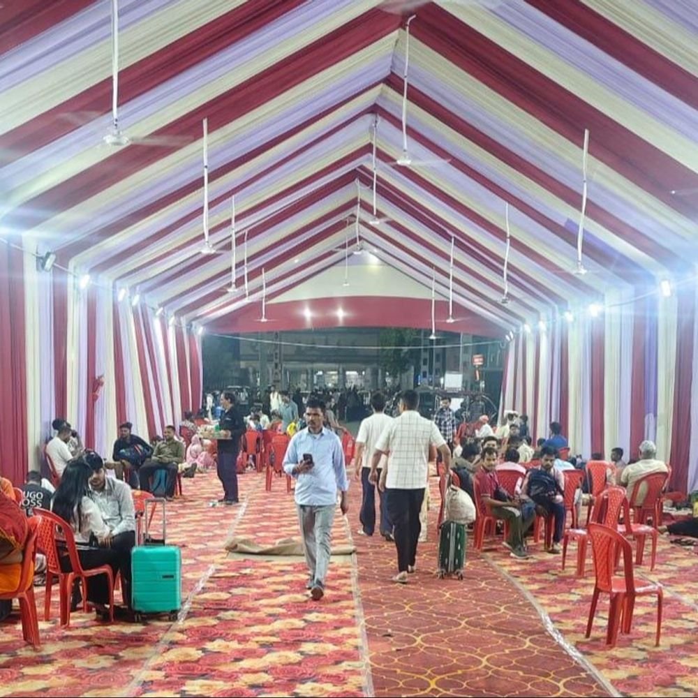 आगरा-मथुरा में 1.97 लाख छात्र देंगे PET परीक्षा:कैंट स्टेशन पर 3 हजार वर्ग फीट का होल्डिंग एरिया, पांच स्पेशल ट्रेनें चलेंगी