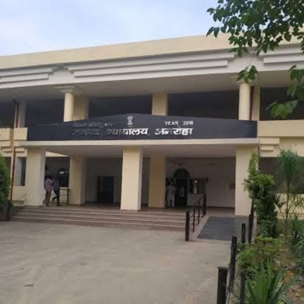 पति की हत्या करने वाली पत्नी और प्रेमी को उम्रकैद:अमरोहा में 4 साल पहले गला घोंटकर की थी हत्या, 50-50 हजार का जुर्माना