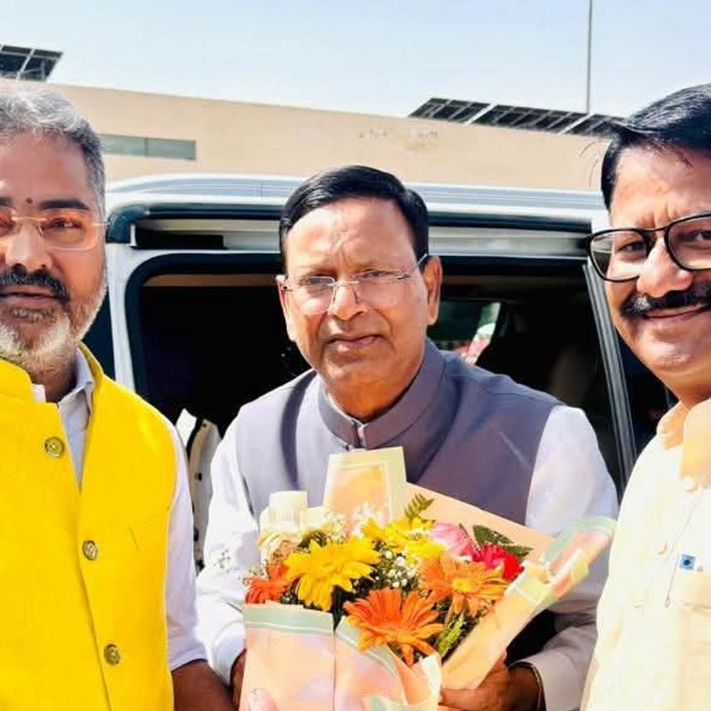 आगरा में आज भाजपा प्रत्याशी करेंगे नामांकन, प्रदेश अध्यक्ष पहुंचे:प्रतापपुरा से मंडलायुक्त कार्यालय तक जुलूस निकलेगा