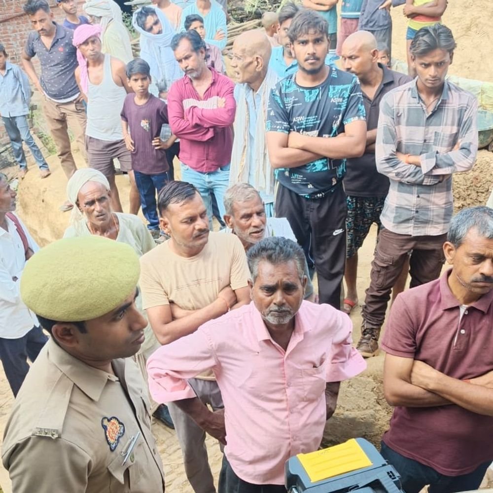 जालौन में विवाहिता ने फांसी लगाकर दी जान:4 साल पहले हुई थी शादी, आत्महत्या की वजह स्पष्ट नहीं; जांच जारी