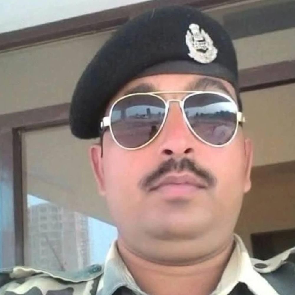 लद्दाख सीमा पर ड्यूटी के दौरान बीएसएफ जवान का निधन:सीने में दर्द के बाद तोड़ा दम, मंगलवार सुबह गांव पहुंचेगा पार्थिव शरीर