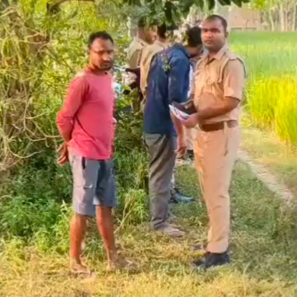 खेत में मिला महिला का खून से लथपथ शव:शौच के लिए निकली थी विवाहिता, हत्या कर फेकने की आशंका