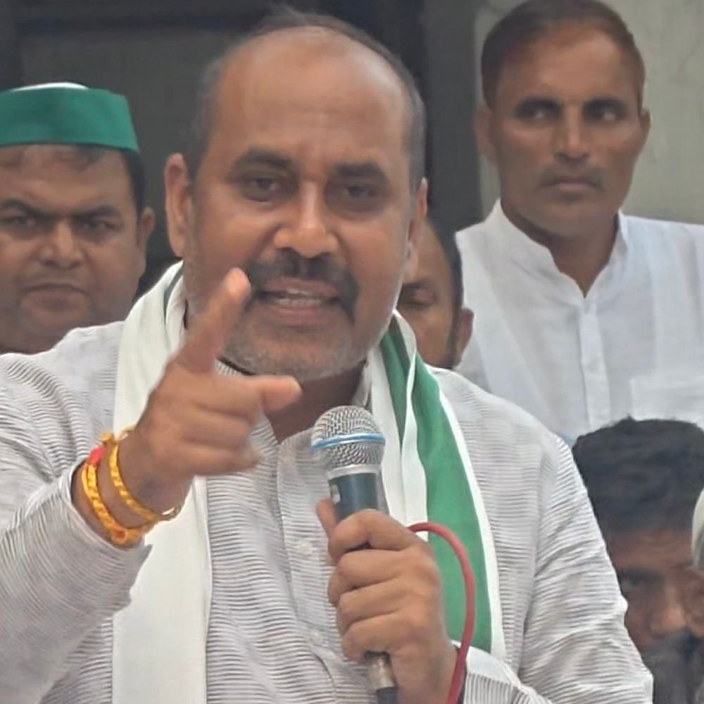 मुजफ्फरनगर में किसान नेता धर्मेंद्र मलिक का वीडियो:चकबंदी विभाग में रिश्वतखोरी के लगाए आरोप, खनन अधिकारी पर भी साधा था निशाना