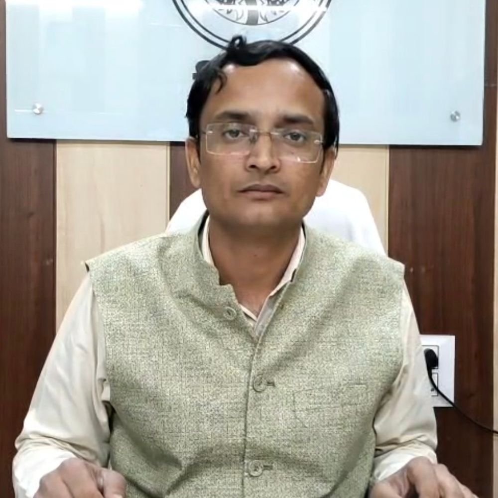 बिजनौर में 23 अक्टूबर को स्कूलों की छुट्टी:शिक्षक निर्वाचन के चलते कक्षा 1 से 8 तक के सभी स्कूलों में अवकाश, बीएसए ने जारी किए आदेश