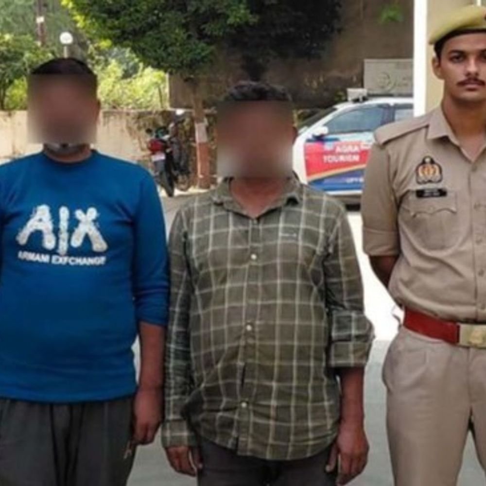 ताज पर्यटकों को झांसा देने वाले दो लपके गिरफ्तार:ताजमहल घुमाने, होटल बुक कराने के नाम पर करते थे परेशान