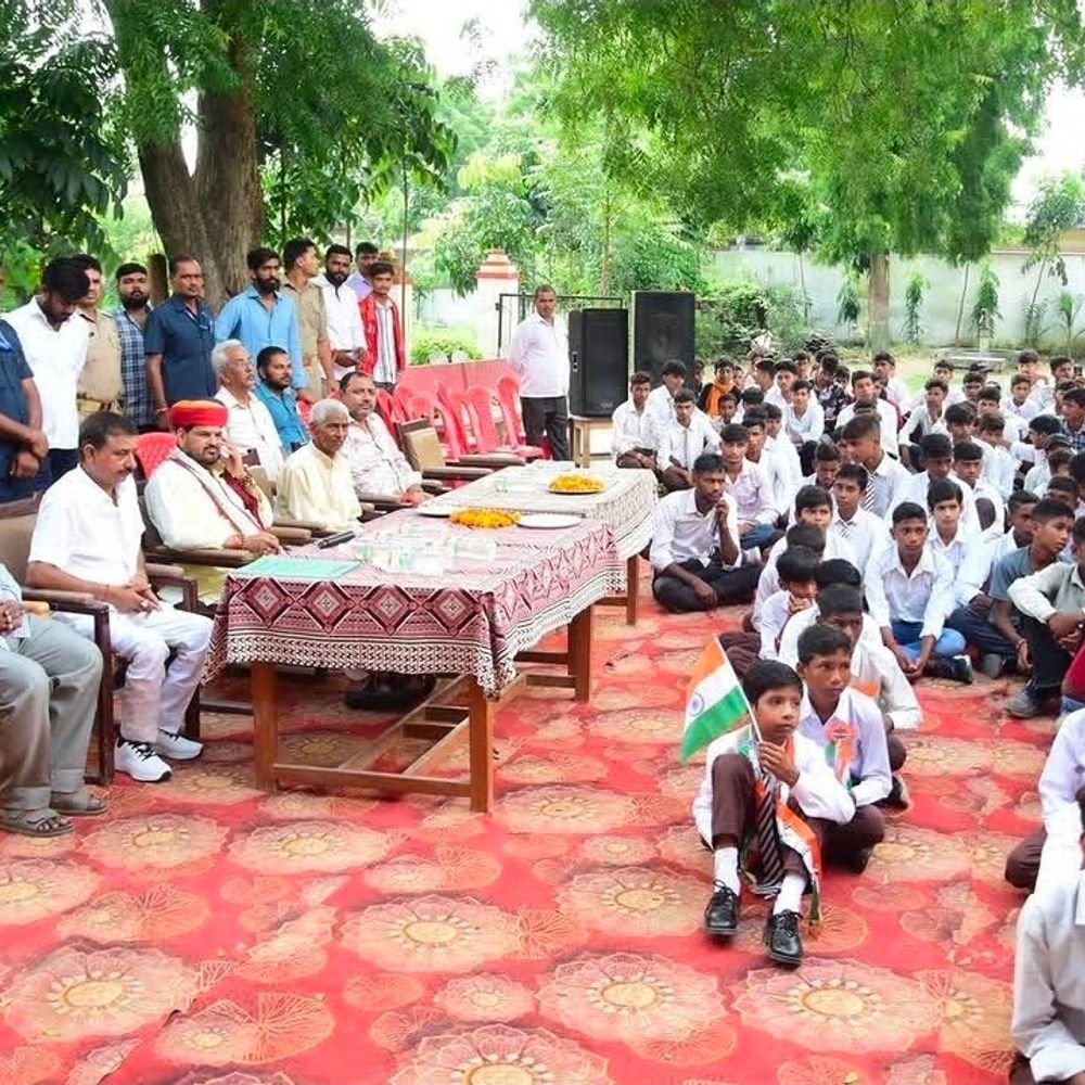 गोंडा में परीक्षा केंद्रों पर 125 आपत्तियां:बृजभूषण के कॉलेज को भी नहीं मिली जगह, प्रिंसिपल ने दिया आवेदन
