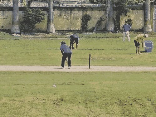 काशी प्रीमियर लीग का वाराणसी में ट्रायल, 300 खिलाड़ी पहुंचे:टेनिस बॉल क्रिकेटरों को मिलेगा IPL जैसा मंच, आयोजक बोले - ₹6 लाख तक लगेगी बोली