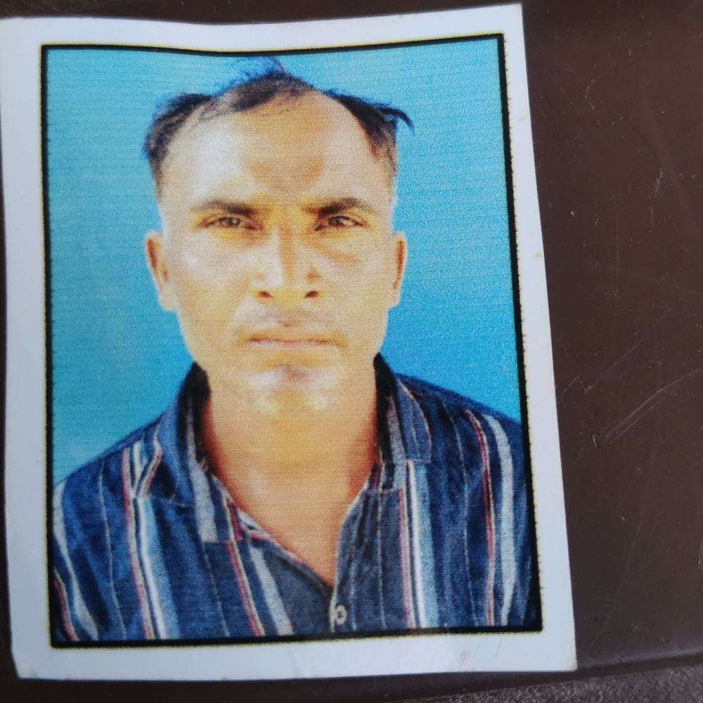 प्रतापगढ़ के बाघराय में नाले में मिला युवक का शव:परिजनों ने जताई पुरानी रंजिश के चलते हत्या की आशंका, गांव के ही युवक पर आरोप