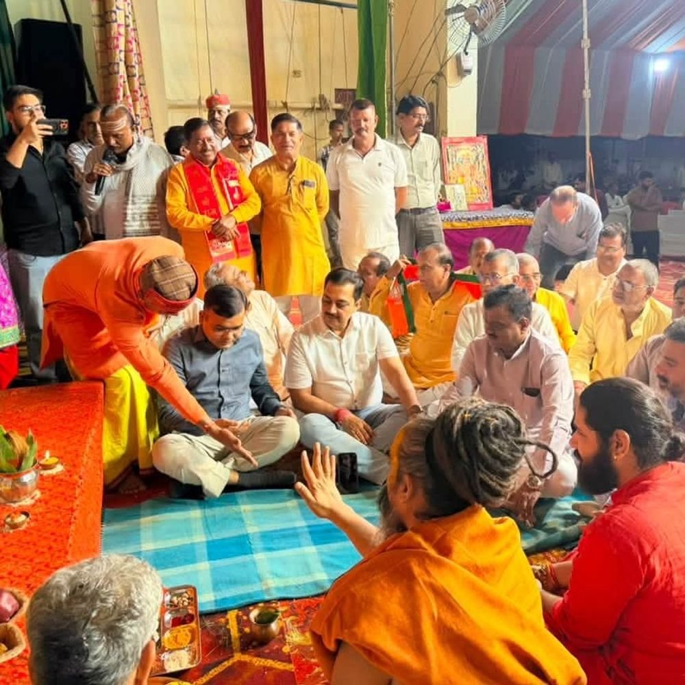 57 साल से हो रही रामलीला का मंचन शुरू:श्री नृसिंह मंदिर समिति कर रही आयोजन, 21 अक्टूबर को होगा समापन