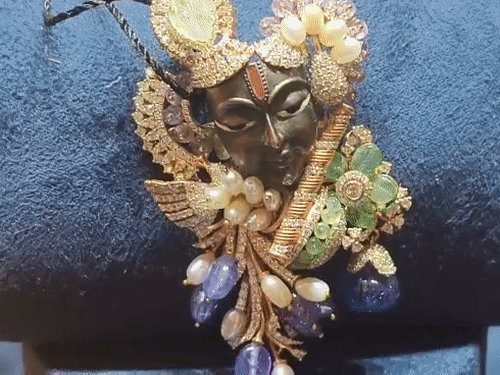 1 इंच की सोने की मूर्तियों ने किया हैरान:4D तकनीक से बनीं, 5 ग्राम से शुरुआत, गोरखपुर ऐश्प्रा एग्जीबिशन में यूनिक कलेक्शन