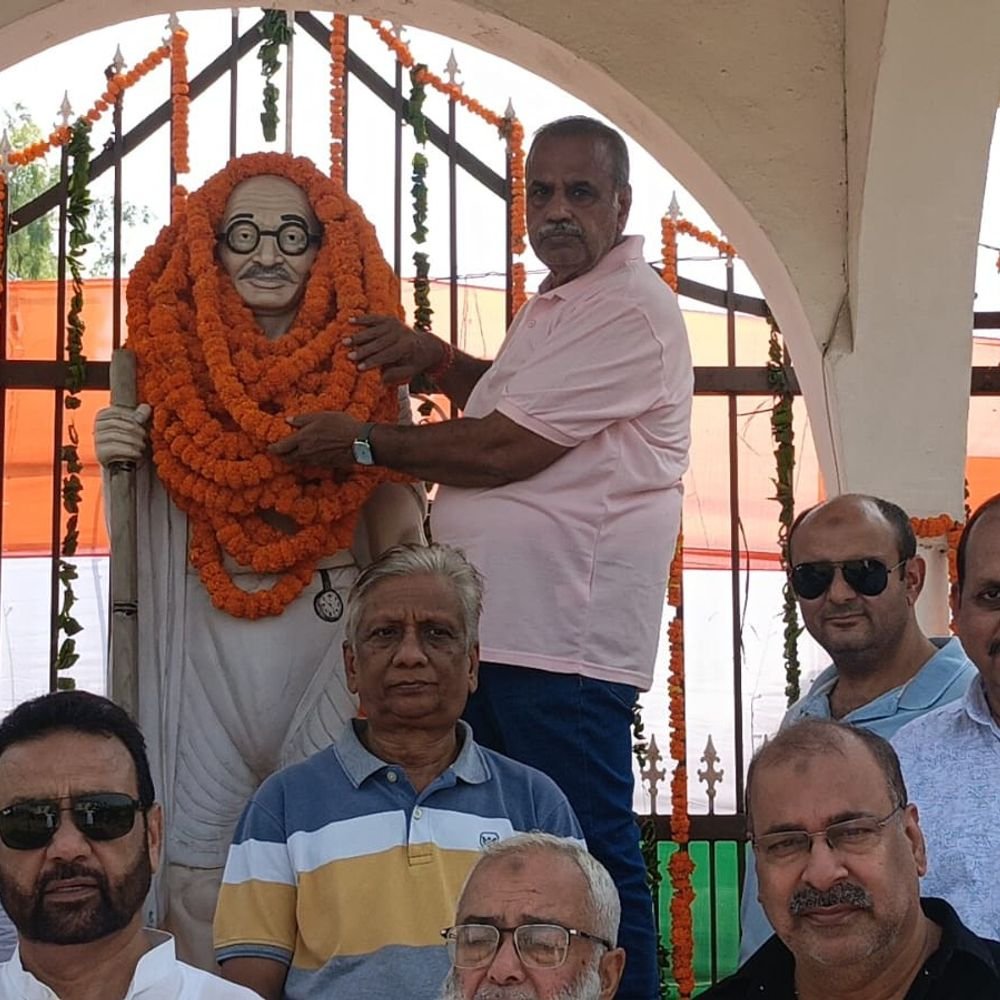 व्यापारियों ने 'नो यूपीआई दिवस' मनाकर MDR का विरोध किया:रामपुर में गांधी जयंती पर रामपुर में यूपीआई से लेनदेन न करने का संकल्प लिया