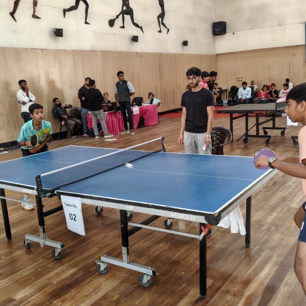 टेबल टेनिस के फाइनल में पहुंचीं चार जोड़ियां:सहारनपुर में प्रदेशीय सब जूनियर टेबल टेनिस प्रतियोगिता के फाइनल मुकाबले आज