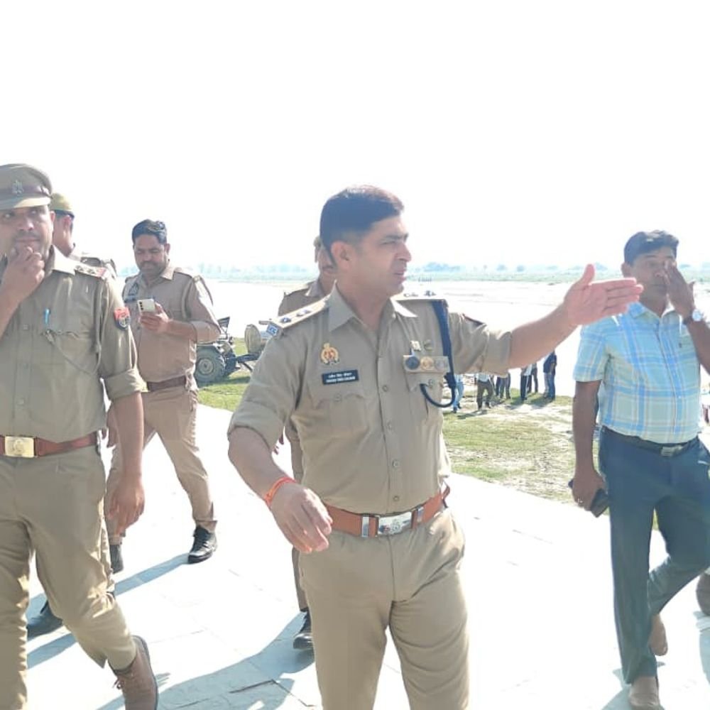 दुर्गा प्रतिमा विसर्जन के लिए घाटों का निरीक्षण किया गया:बागपत में सुरक्षा व्यवस्था दुरुस्त रखने और भीड़ नियंत्रण के निर्देश दिए गए