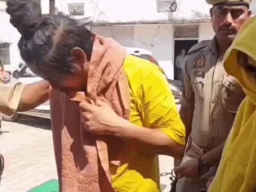 मुस्कान के माता-पिता बोले-मां होकर भी अच्छा-बुरा नहीं समझ पाई:साहिल ने मुस्कान को नशे का आदी बनाया, सौरभ की कमाई उड़ाता था