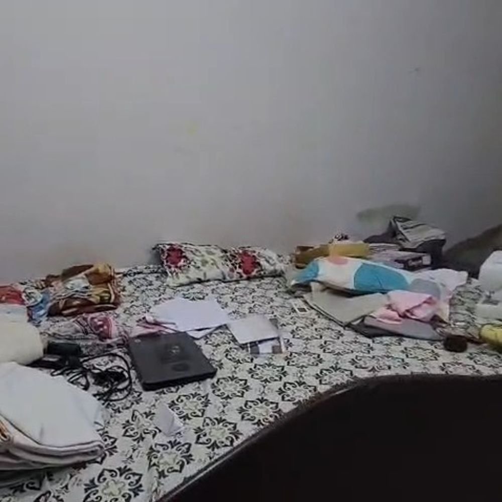 बंद मकान के ताले तोड़कर 7.5 लाख की चोरी:सोने की चेन, नकदी और लैपटॉप गायब