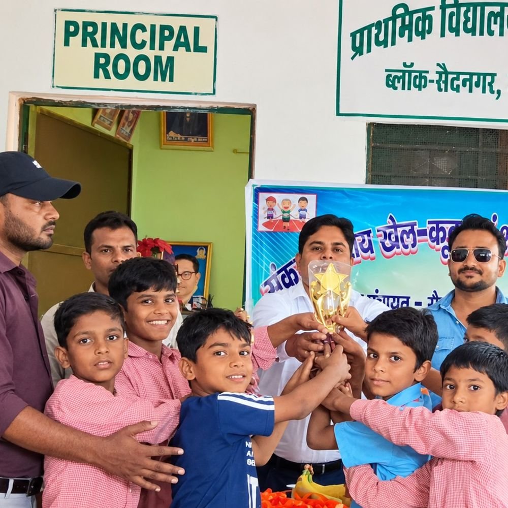 रामपुर में खेलकूद प्रतियोगिता आयोजित:विद्यार्थियों ने दिखाया दमखम, दौड़ कबड्डी खोखो में विजेताओं को मिले मेडल