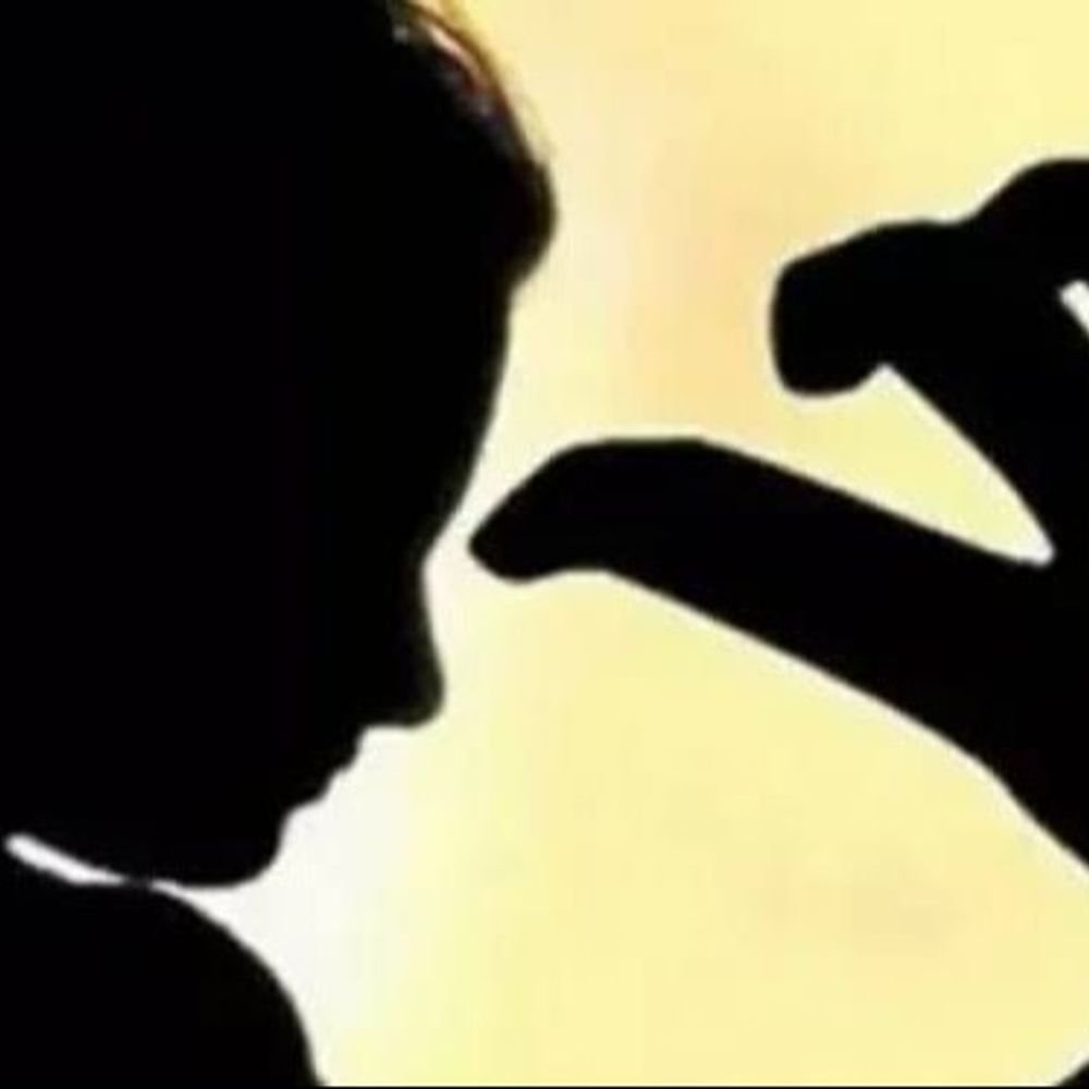 पति पर मानसिक-शारीरिक शोषण का आरोप, FIR:अलीगढ़ की शिक्षिका अपने पति से परेशान, नहीं करने देता बच्चों तक की देखभाल