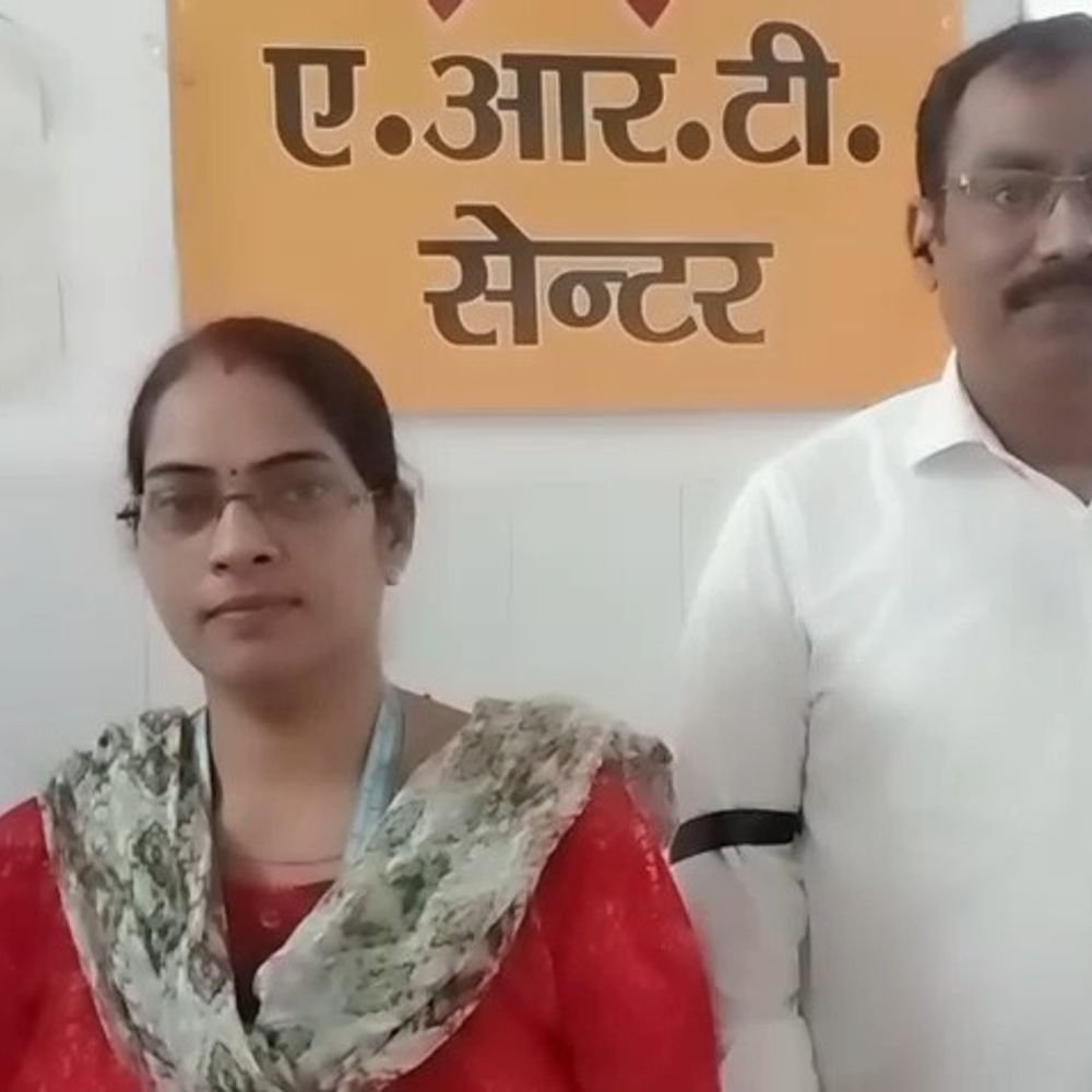 ART सेंटर कर्मचारियों ने काली पट्टी बांधकर किया विरोध:जॉब सिक्योरिटी, ऑटो रिन्युअल और पेंशन की मांग, हड़ताल की चेतावनी