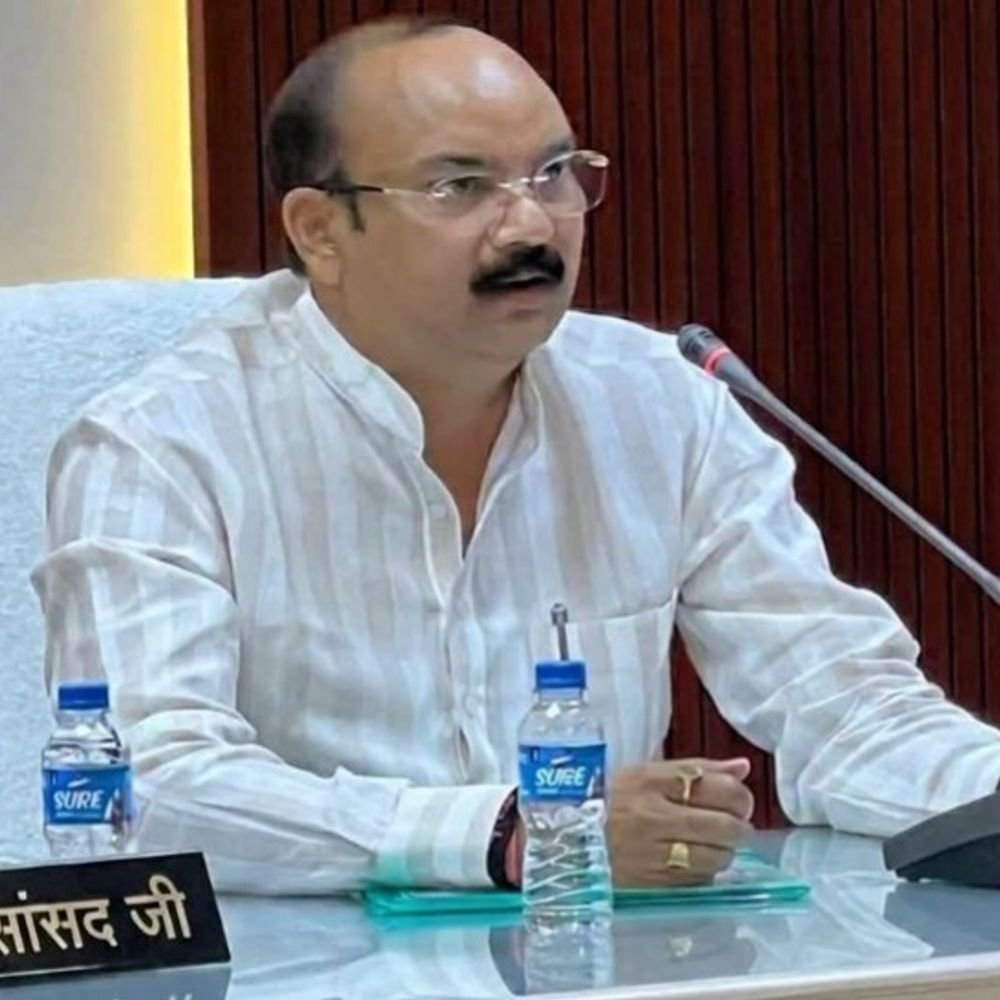 शाहजहांपुर सांसद अरुण सागर संसदीय समिति के सदस्य बने:श्रम, वस्त्र और कौशल विकास समिति में मिली जिम्मेदारी